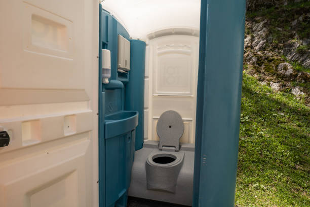 Best Eco-Friendly Portable Toilets  in Diamond Springs, CA